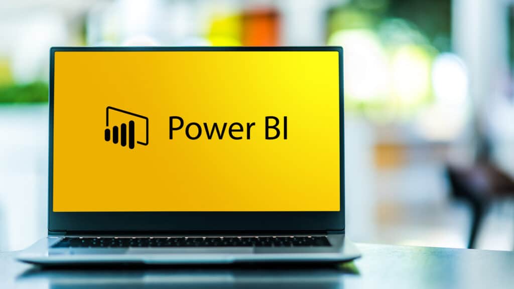 le logiciel Power Bi démarre sur un ordinateur portable